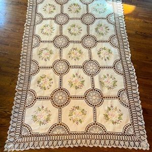Handmade Turkish Embroidered Lace Twin Throw/Tablecloth
